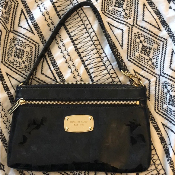 Michaels Kors Large Logo Wristlet - Picture 2 of 4